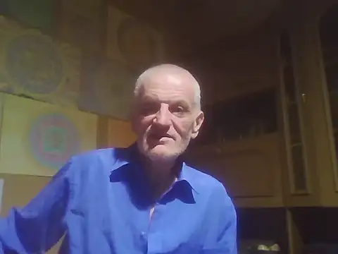 Czat XXX na żywo – 1973teacher