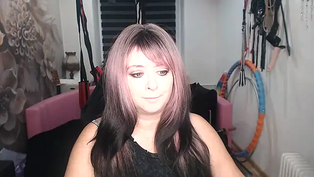 XXX chat uživo modela MISSgoddessMARIA