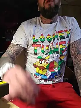 Beardedtattood: онлайн-секс-чат