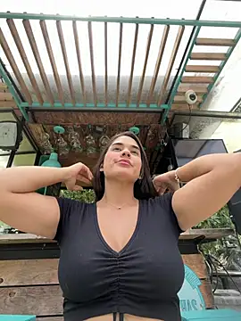 BellaLeclair_'s Live XXX Chat