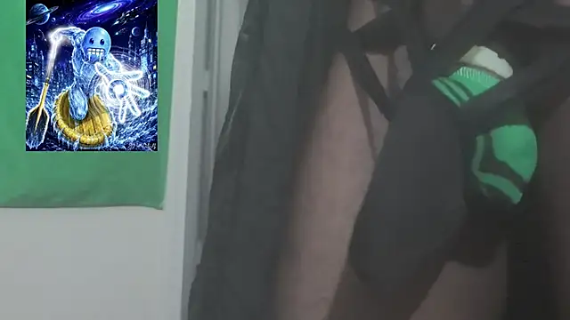 Triggerhappycj100 – webcam-show