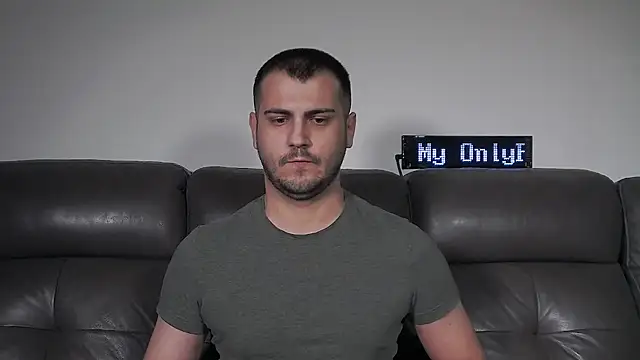 Chat XXX ao vivo de CrazyDom1