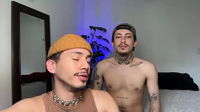 Онлайн чат XXX Noah_and_Steven