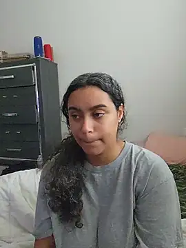 cinnaminnie's Live XXX Chat