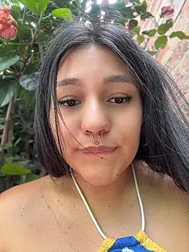 Emily_Gomezz Live XXX-chat