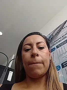 Živý XXX chat Dr-Kathy_23