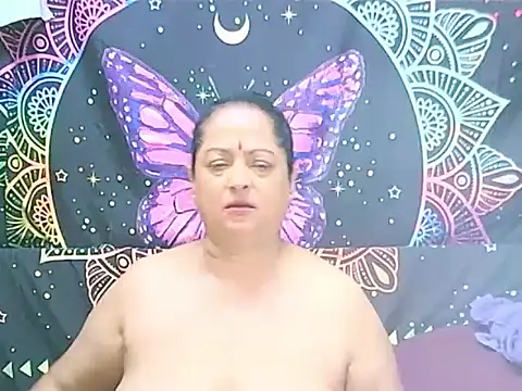 matureindian's Live XXX Chat