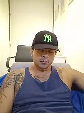 Chat +18 de moreno18rn ao vivo