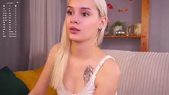 ReneaGilley Chat XXX in diretta
