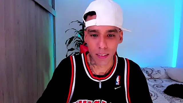 Damianwhite XXX чат на живо