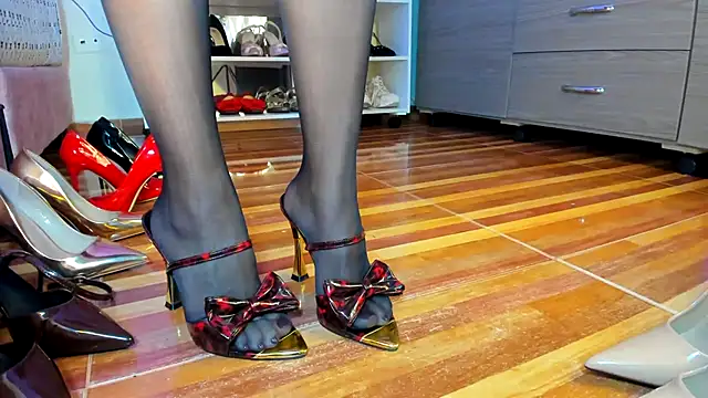 צ'אט XXX בשידור חי של hot_Dariana_pantyhose