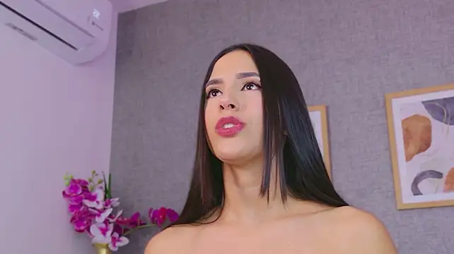_Ivory_ élő XXX-chatje