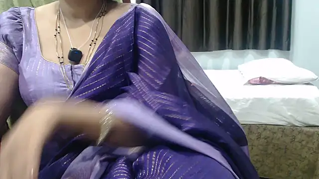 دردشة sunitha-3 الجنسية المباشرة