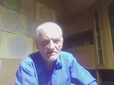 Онлайн чат XXX 1973teacher