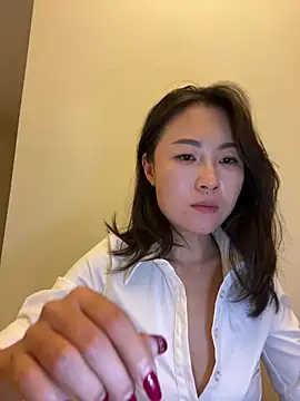 Eva10069 现场XXX聊天