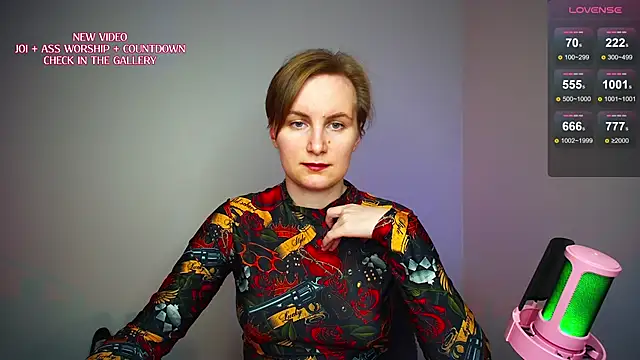 XXX chat uživo modela KinkyMissCherry