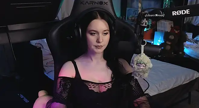 KiraLiLime's Live XXX Chat
