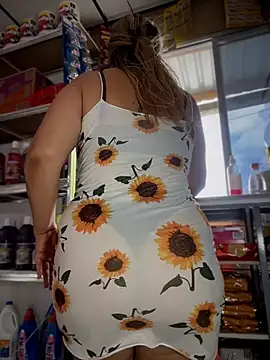 sammyqueenx21 XXX чат на живо