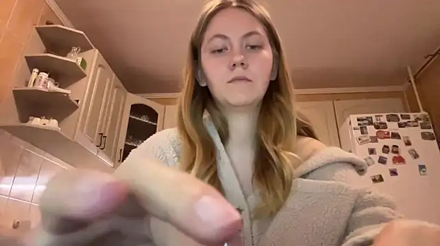 LarissaTewes élő XXX-chatje