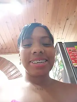 lia_mariana élő XXX-chatje