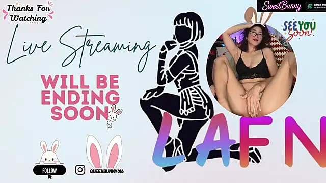 25sweetlilbunny élő XXX-chatje
