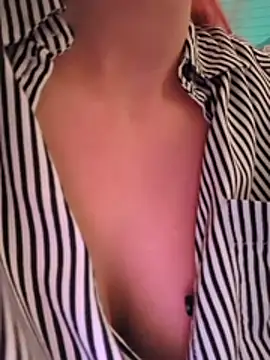 Ruby_Rebel Obrolan Langsung XXX