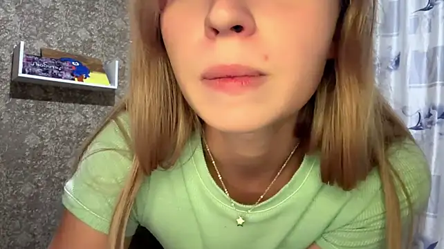 Chat +18 de LilliaEhmen ao vivo
