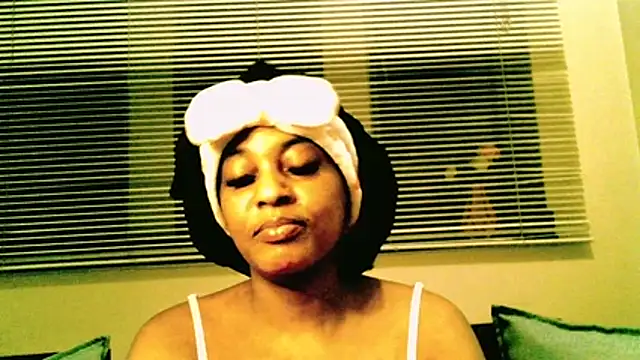 Chat XXX ao vivo de ORUOMA