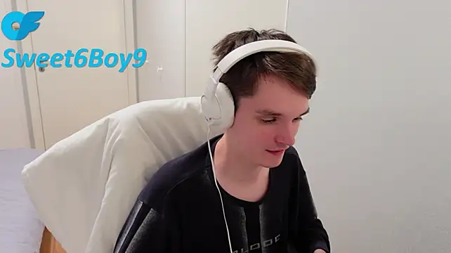 Sweet6Boy9 – Live XXX-chat