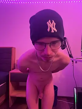 Chatroom XXX en direct de YoungSebi