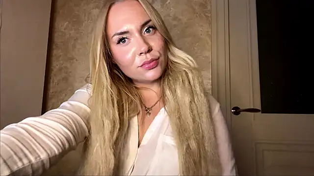NoreneKast Live XXX-Chat