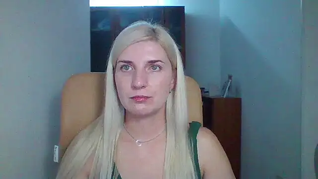 Chat XXX en directo de Alice_Veil