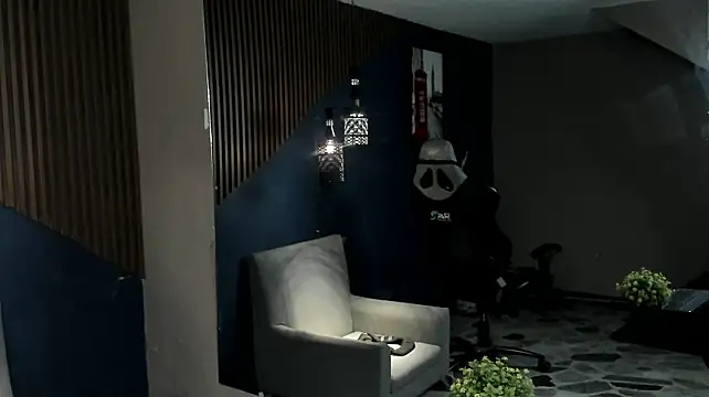 Chat XXX en directo de TheGhostforeeonss