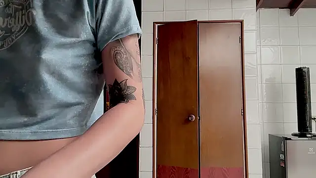 MarcellaGriffin élő XXX-chatje
