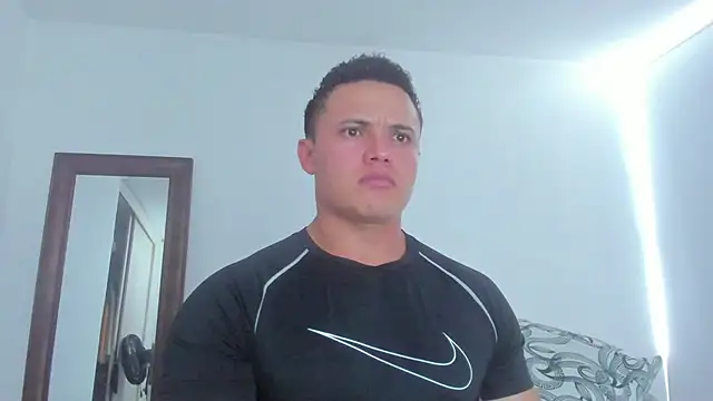 KingLevi01 现场XXX聊天