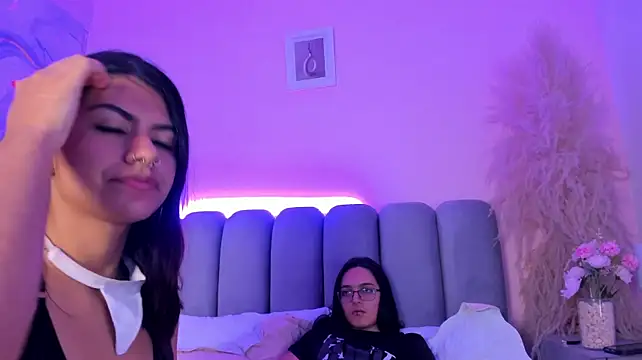 Онлайн чат XXX BellaAndDominick
