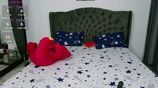 Nicol2Naya XXX чат на живо