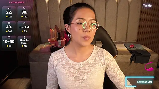 Lynn_turner's Live XXX Chat