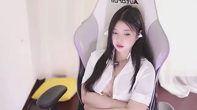 kitty_baby77 élő XXX-chatje