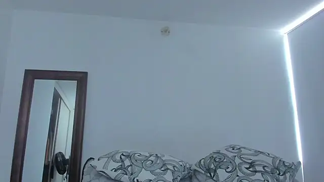 Chat XXX ao vivo de KingLevi01