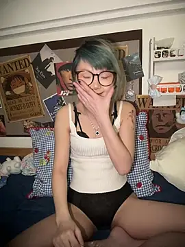 Rocket-Girl live XXX chat