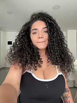 Curlyierr Webcam show