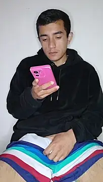 Thick_Cock 现场XXX聊天