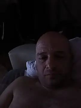 צ'אט XXX בשידור חי של Askosex111