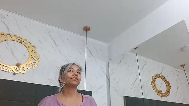 chanel_grant élő XXX-chatje
