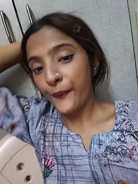 KittyBby14 élő XXX-chatje