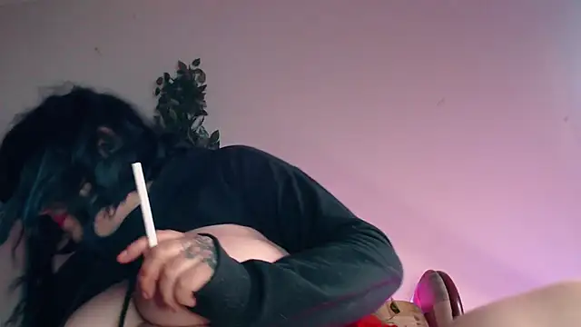 Psychobitch7 élő XXX-chatje