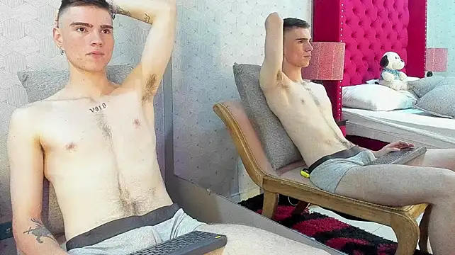 XXX chat uživo modela NickWild