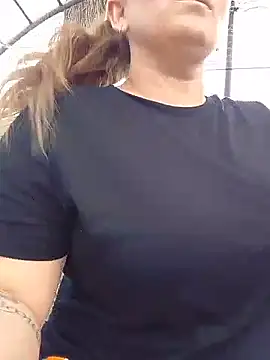 Chat +18 de SasshaSmith ao vivo
