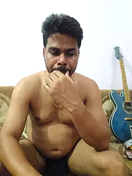 Raaz_5690 Live XXX-Chat